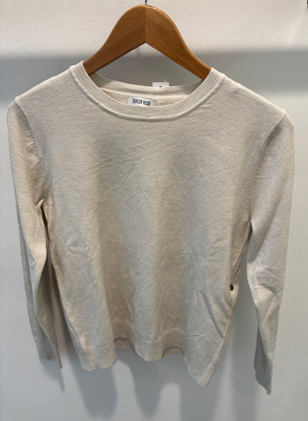 Crown neck sweater