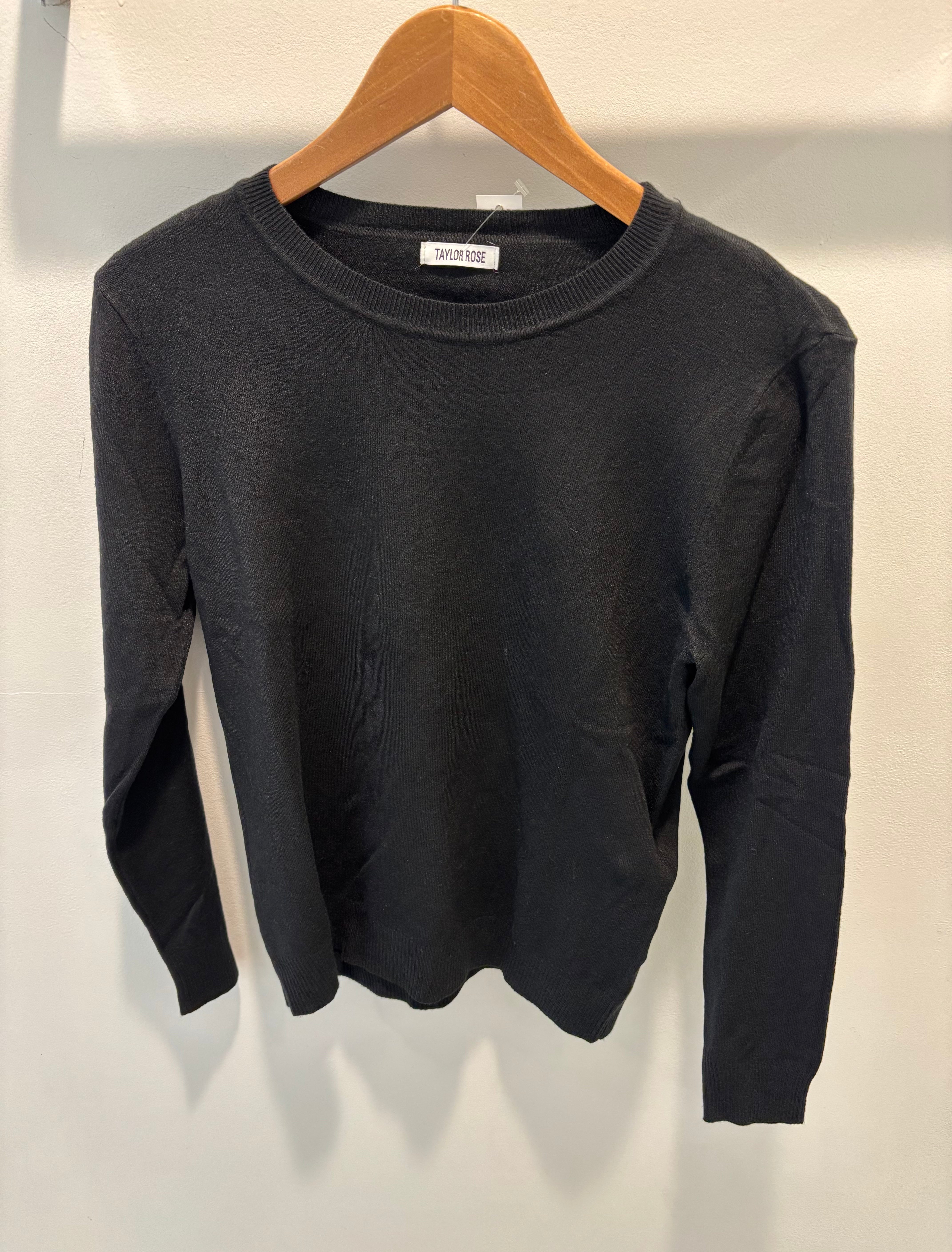 Crown neck sweater